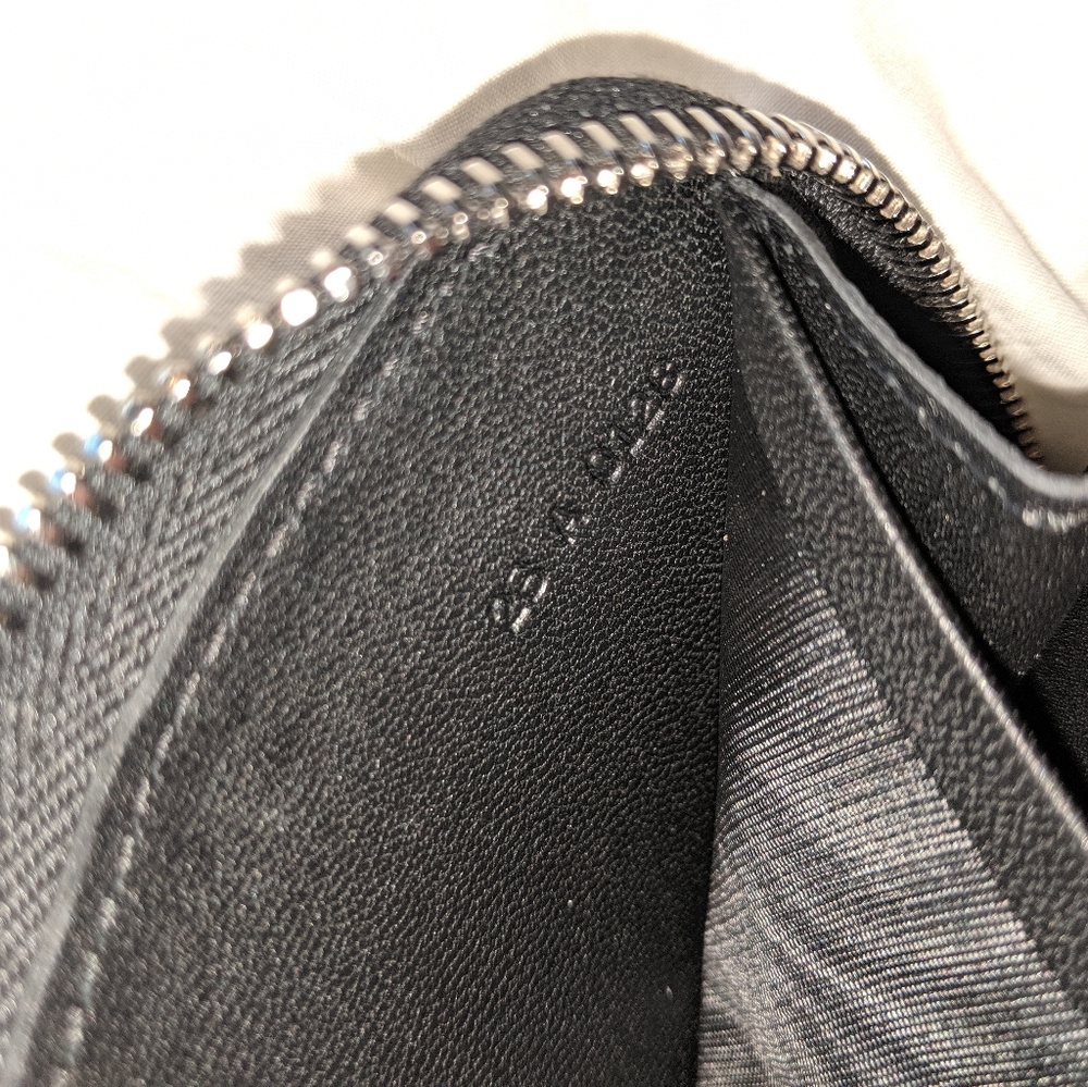 Givenchy wallet - Picture 3 of 4